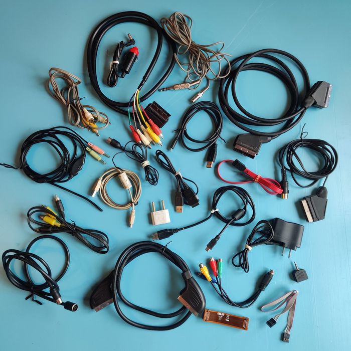 Кабель, переходник, антенна, тюльпаны, зарядки и др. по 15 грн