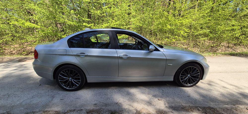 BMW E90 320d 2007 2.0 Diesel