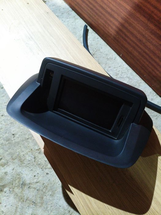 Екран ТомТом Меган 3