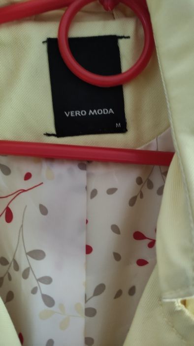 Płaszczyk jesienny rozm M Vero Moda
