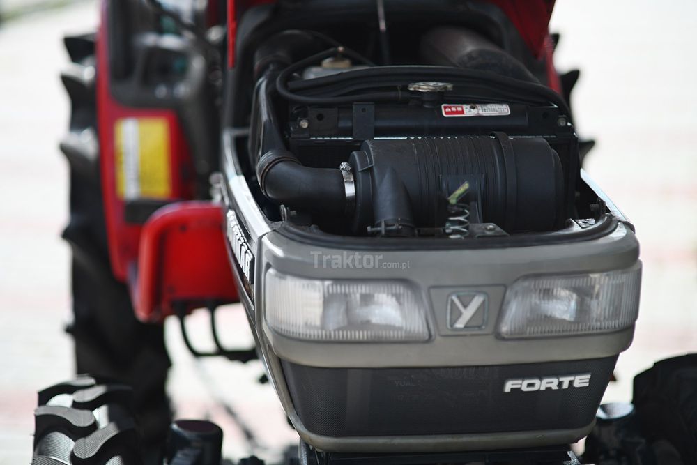 Ciągnik Yanmar F210D 4x4 - 20.7 KM