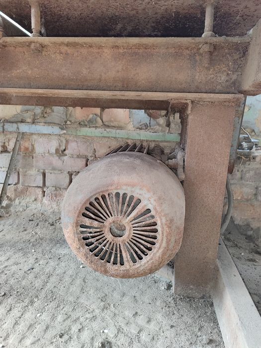 Универсальный деревообрабатывающий станок 2в1 (фуганок + циркулярка)