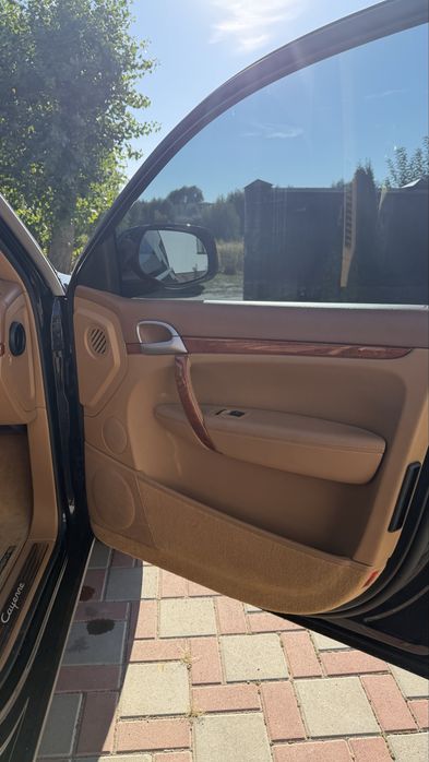 продам Porsche Cayenne