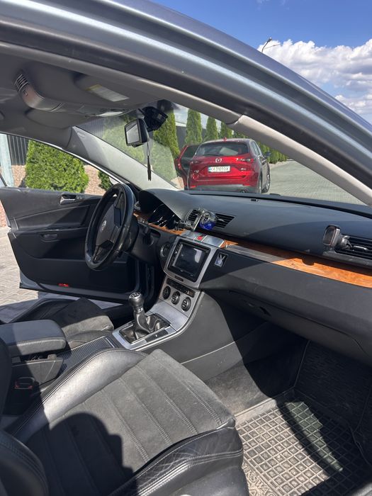 Автомобіль Volkswagen passat b6