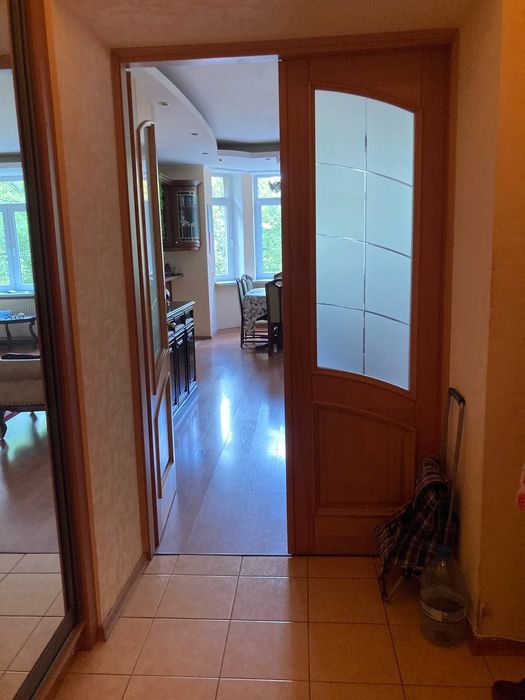 Продаж 4-к квартири вул.Набережна