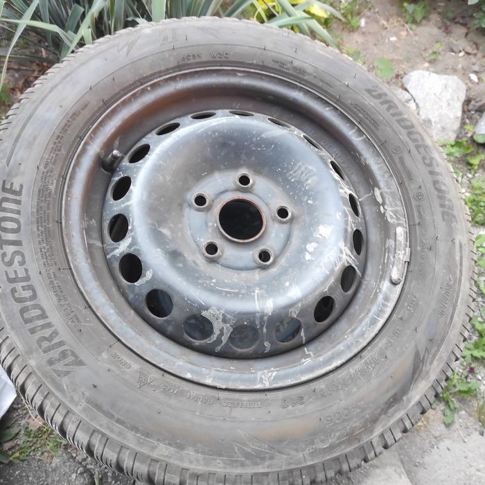 Зимова резина 195/65 R15 з дисками volkswagen, audi, seat.