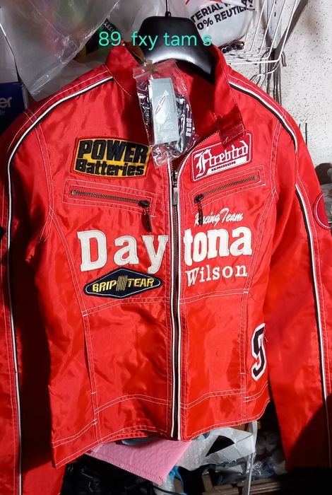 Casaco foxy com etiqueta