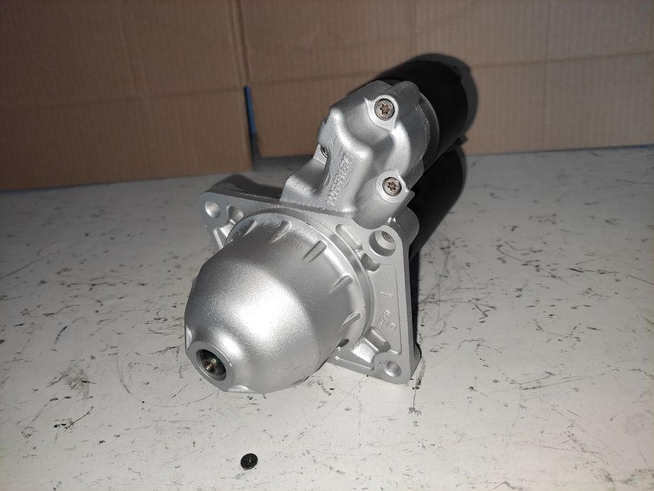 Стартер Iveco Daily 2.3 2.8 3.0 Massif Renault Trucks Mascott  Canter