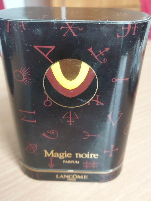 MAGIE NOIRE マジックノワール オードトワレ 30mL 新品・未開封 Magie