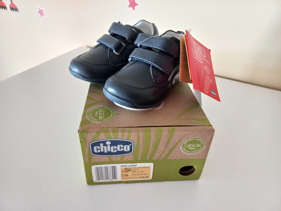 Sapatos Chicco Novos tam 23