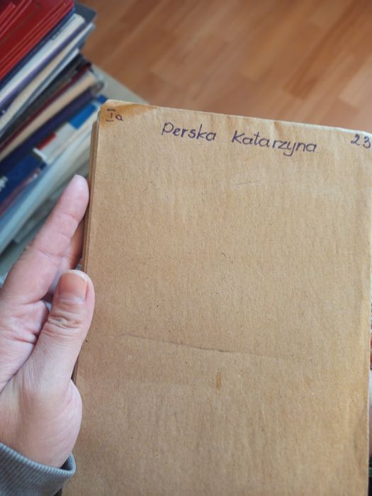 Zestaw 31 wypracowań z języka angielskiego z 1979 r.