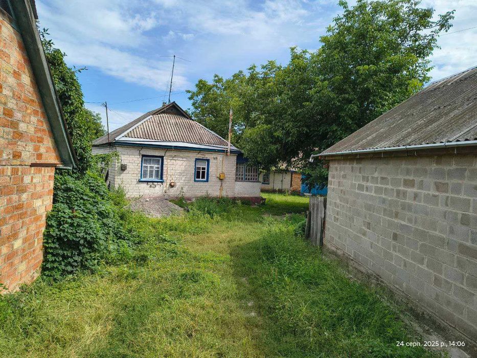 2 будинки в Хутір-Хмільні