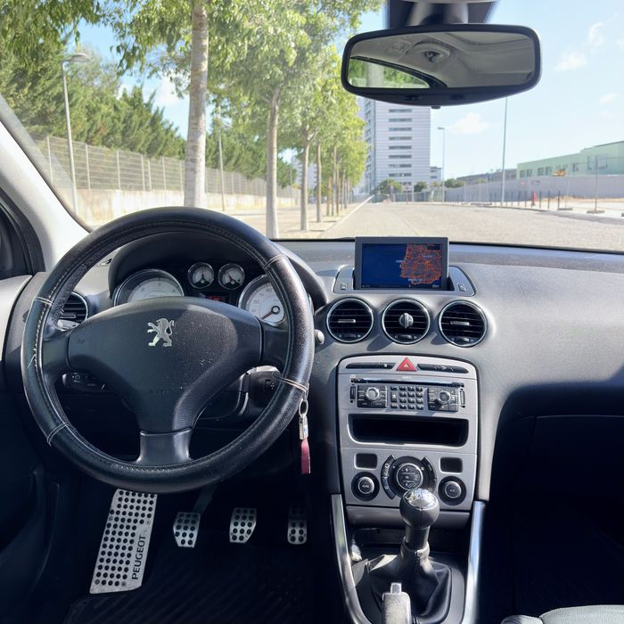 Peugeot 308 1.6 HDi Sportium (T7) - Excelente Estado e Equipamento Premium