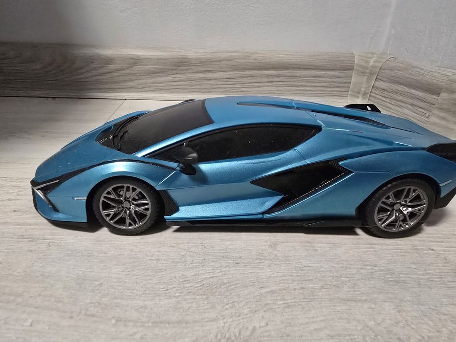 Машинка на радіоуправлінні Lamborghini 21см пульт 2.4Ghz