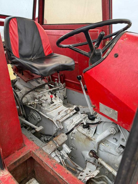 Massey Ferguson 255