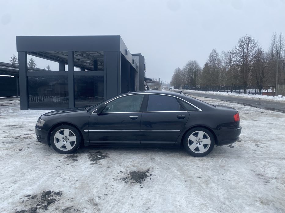 Ауді А8 Д3 4.0 дизель. Хороший стан