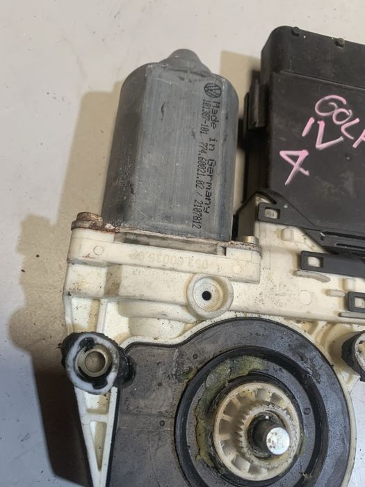 Motor vidro golf IV 4