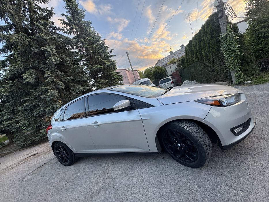 Ford Focus 2.0бензин 2016