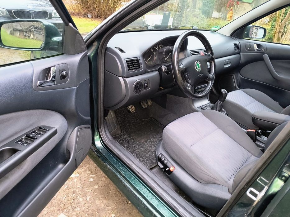Skoda Octavia 2.0 benzyna | 2003 rok | super stan