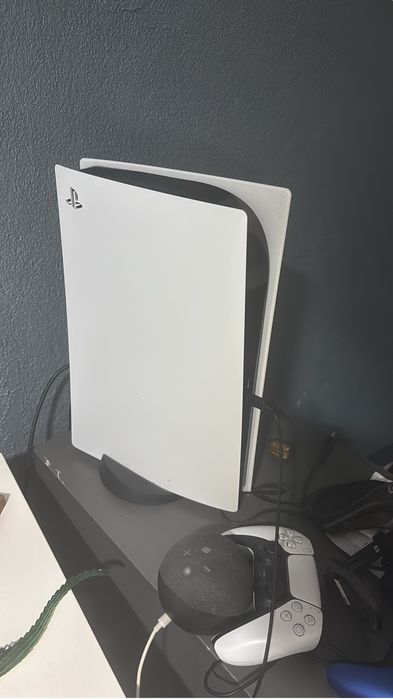 Vendo PS5 e comando usado