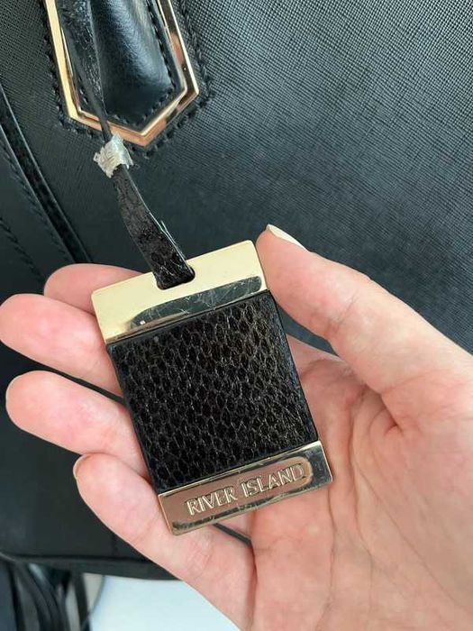 torebka na ramię River Island z frędzlami