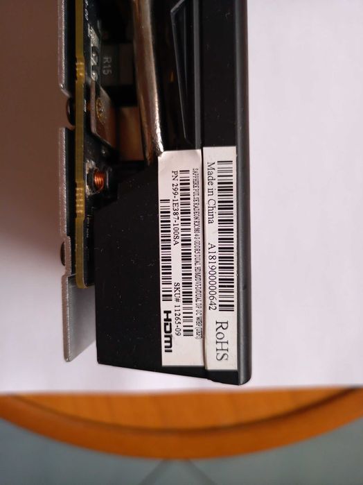 Komputer/serwer z 32 GB DDR4, 256 NVMe + 1 TB HDD, mocny CPU i RX