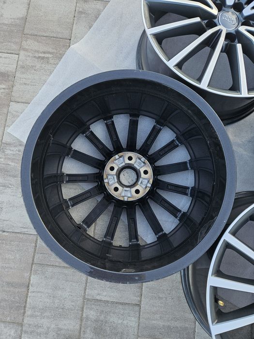 Felgi 19 oryginał AUDI S-LINE 8W0 A5 S5 A6 Alufelgi
