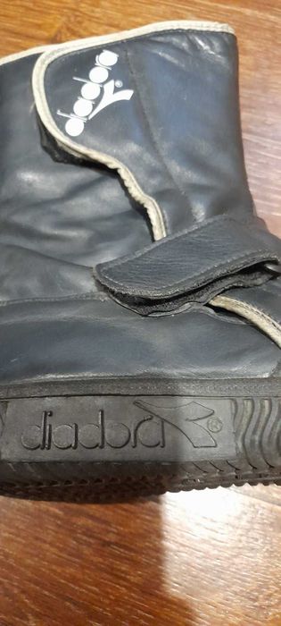 Продам мотоботы Diadora