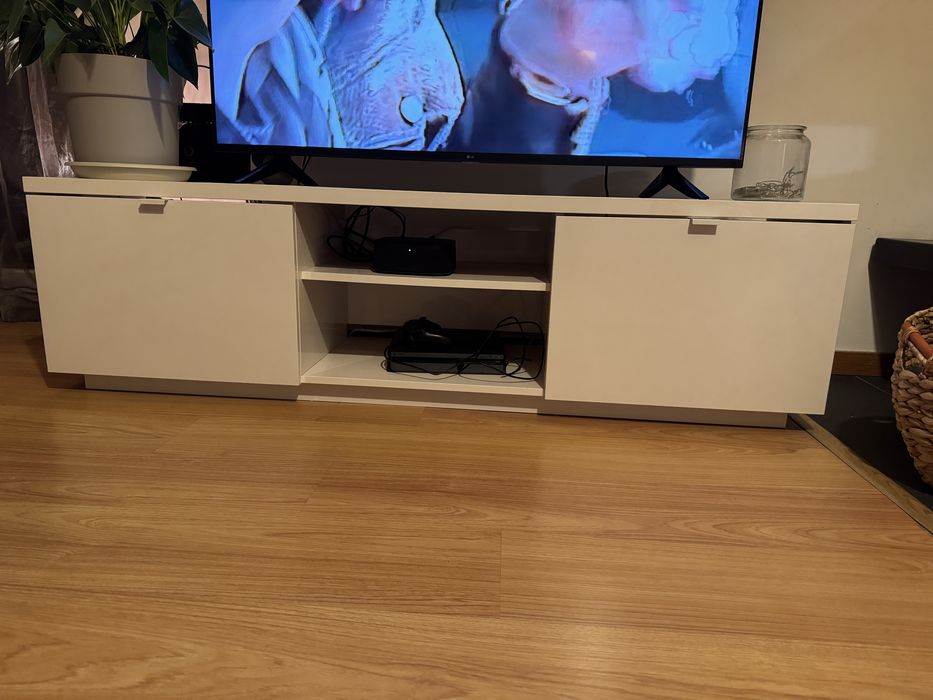 Movel Tv Ikea, pouco uso