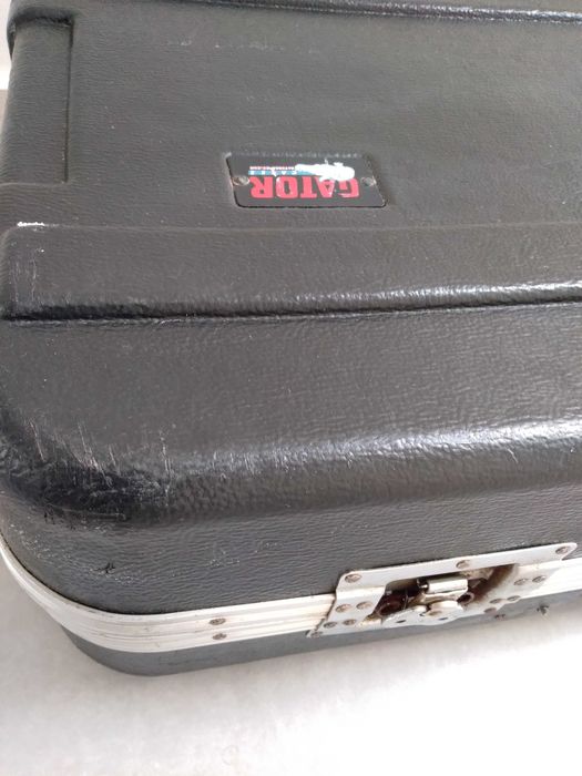 Case Gator com rodas para transporte de Pianos digitais de 88 teclas.