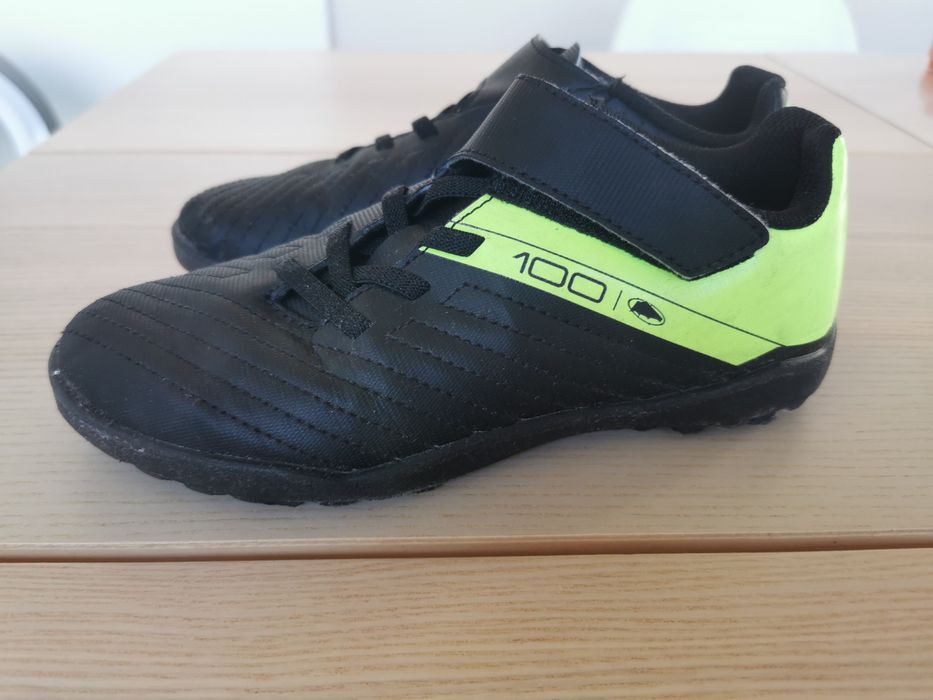 Buty piłkarskie Kipsta Decathlon turfy roz. 33