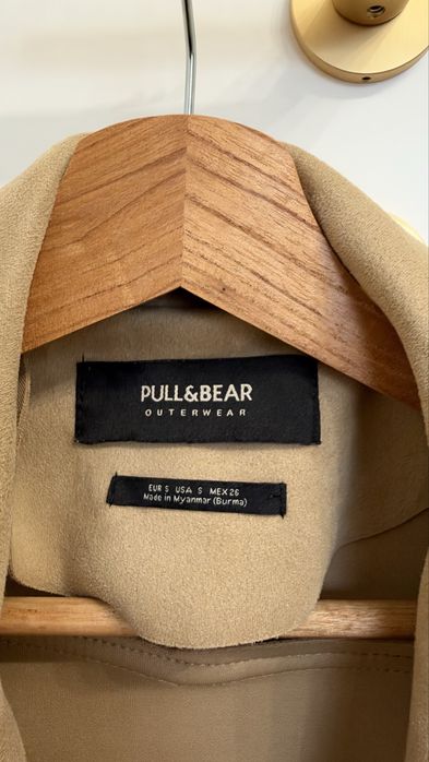 Beżowa kurtka Pull&Bear S