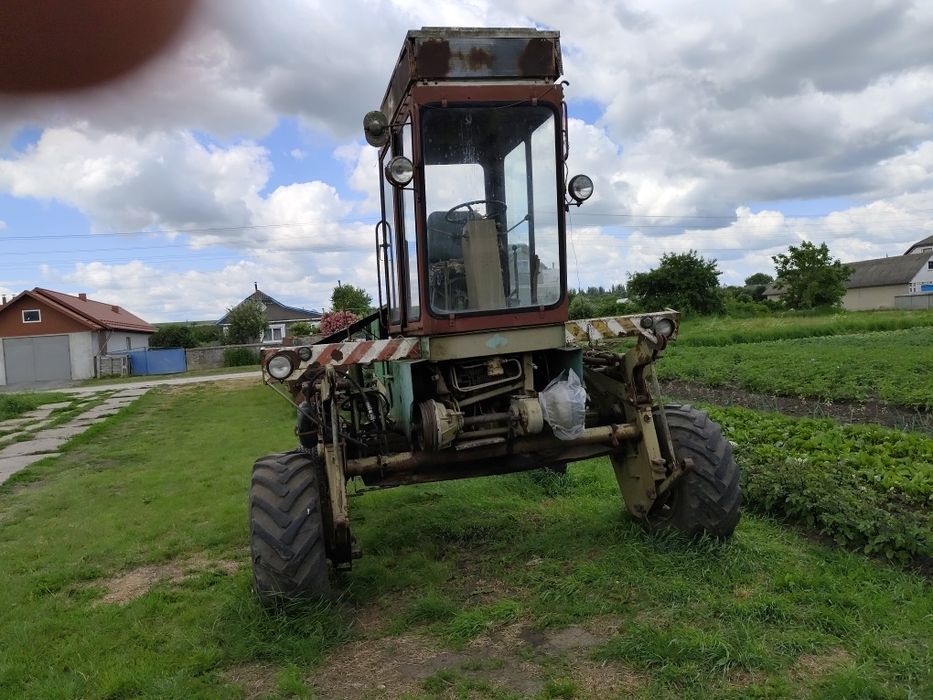 Продам самохідну жатку E 302