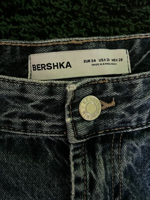 широкие джинсы bershka