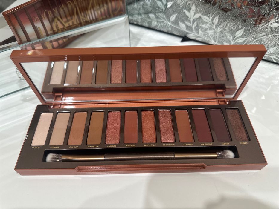 Paleta cieni Urban Decay Heat