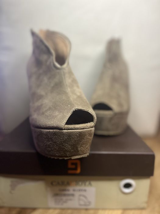 Sapato plataforma Camurça