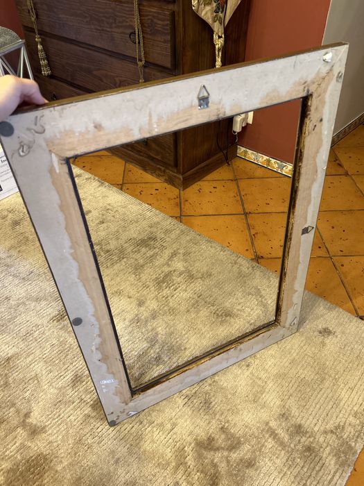 Moldura talhada em dourado 78x67cm