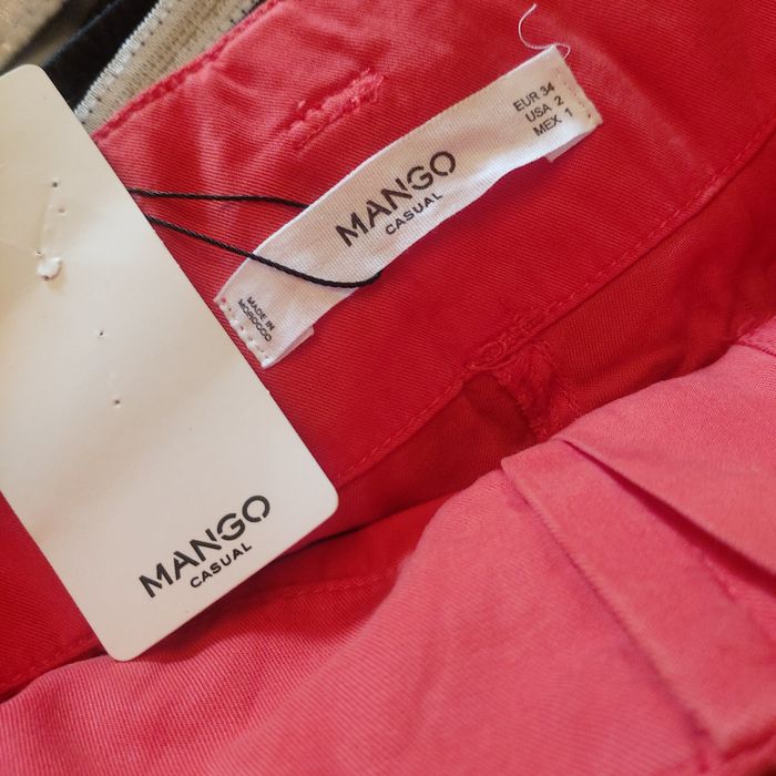 Женские шорты Mango шорти жіночі