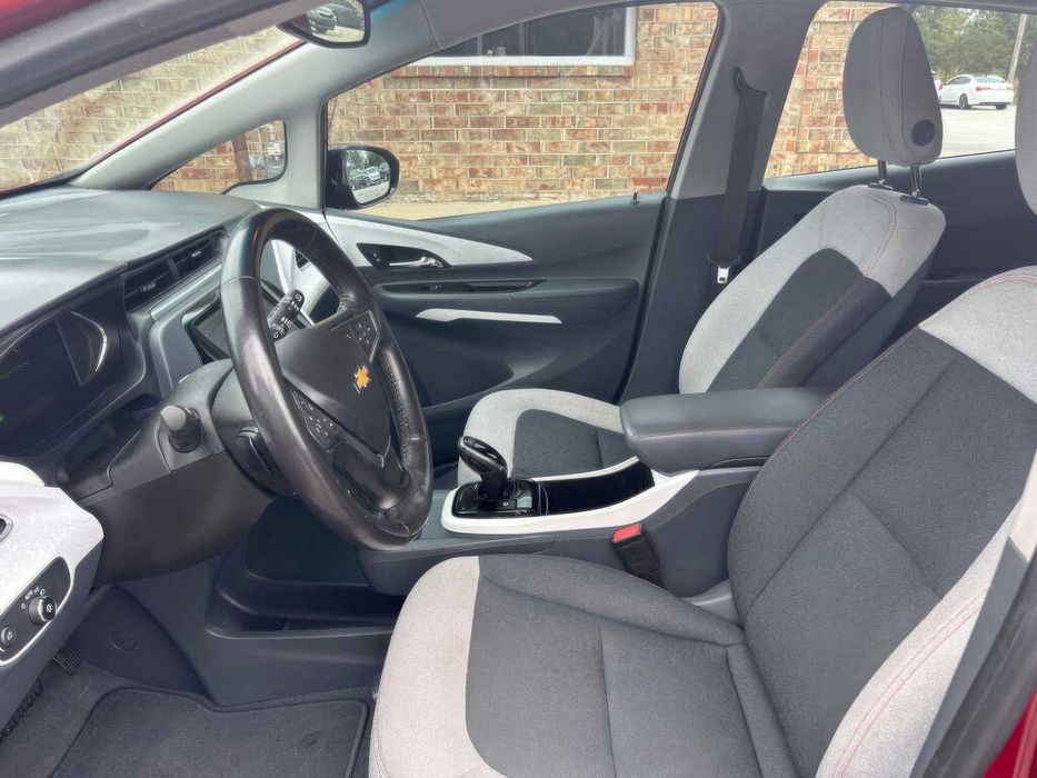 Chevrolet Bolt EV LT      2019