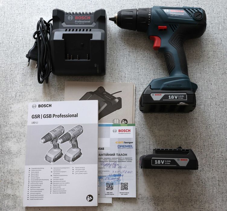Аккумуляторная дрель-шуруповерт Bosch Professional GSR 180-Li