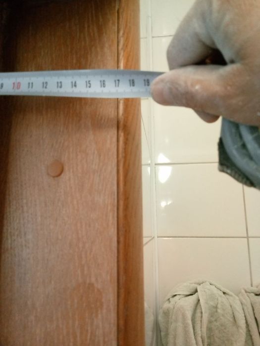 Продам двері б у комплектом коробка обналічнік ручки.