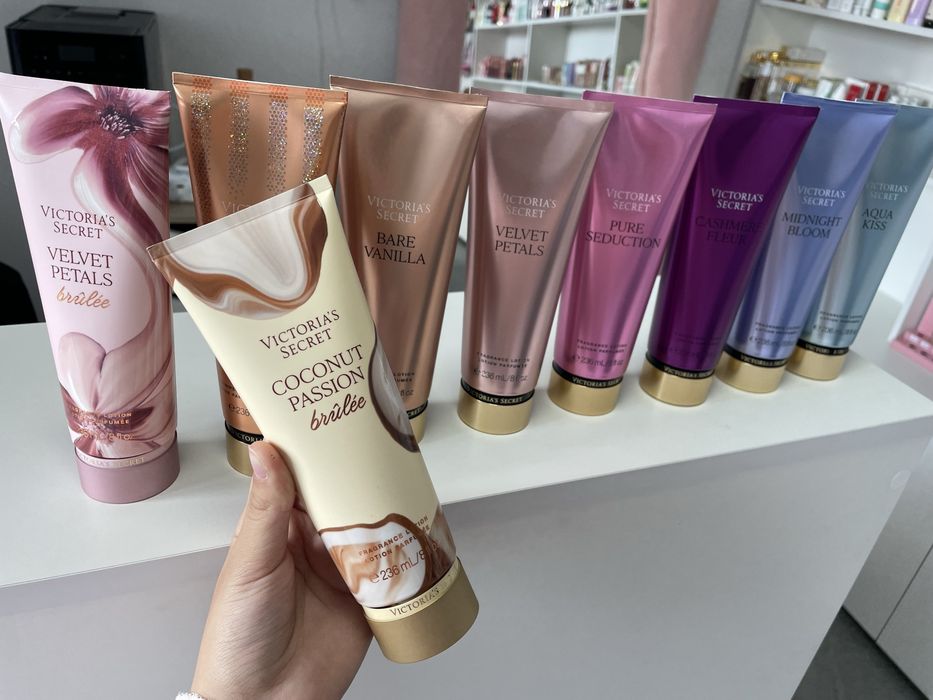 Парфумовані лосйони Victoria’s Secret.