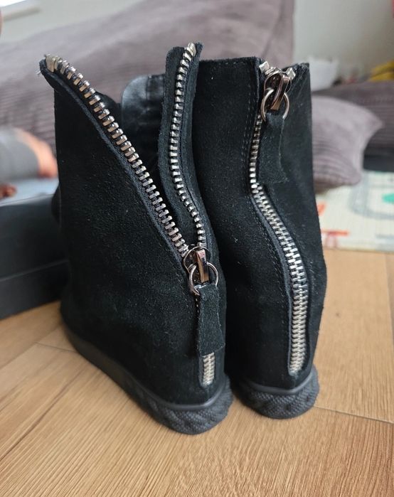 Sneakersy Casadei nowe zamsz skóra 38