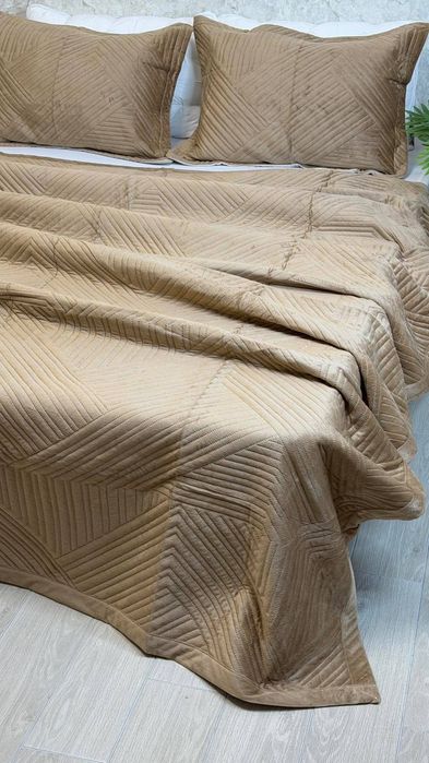 Велюрове покривало 200x230  з наволочками 50х70