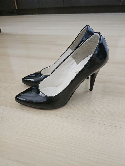 Szpilki czarne, lakierki,roz.36