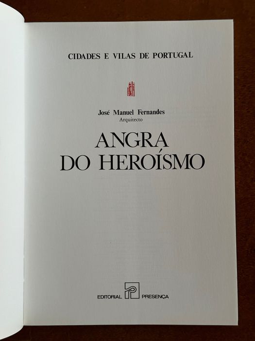 Livro Angra do Heroísmo