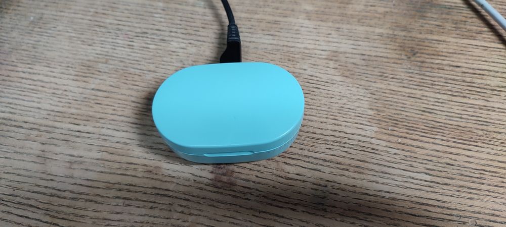 Słuchawki Bluetooth turkusowe case Nowe bezprzewodowe