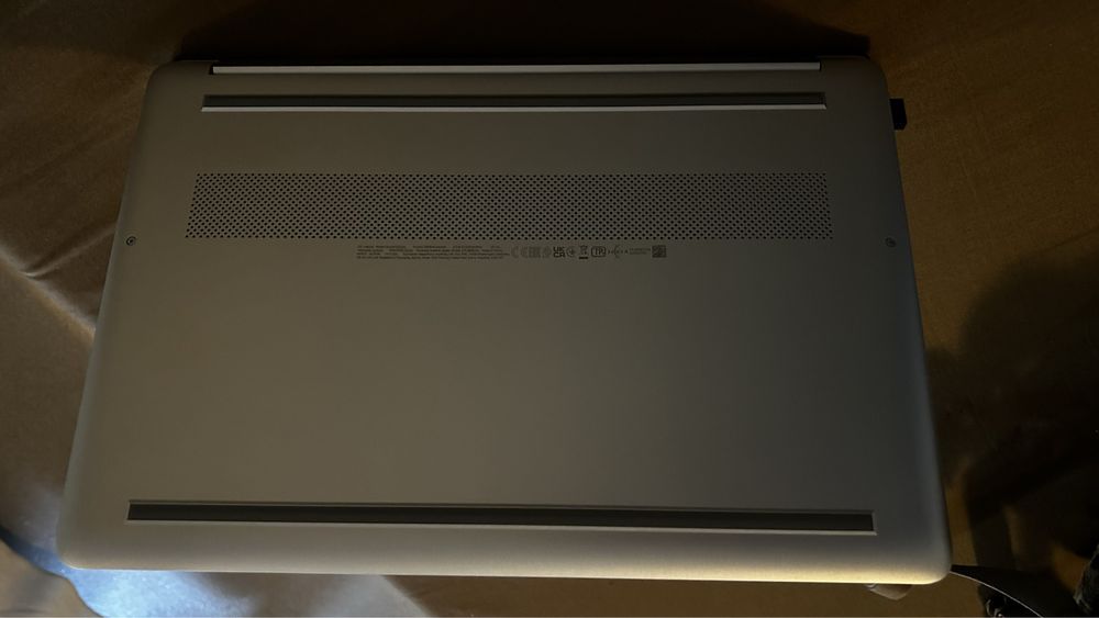 Selling HP Computer/Laptop with Intel Core64284593764993123