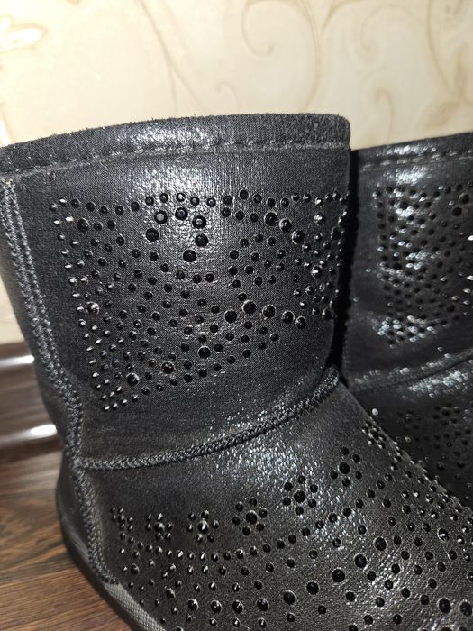 Женские угги в хорошем состоянии