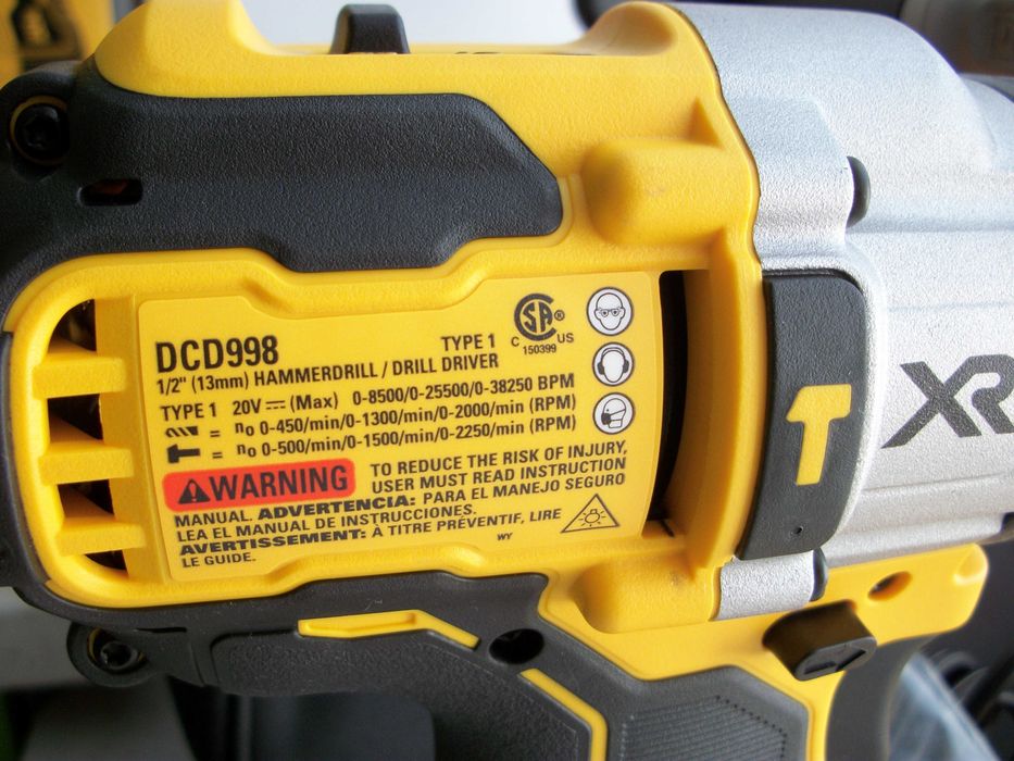 Набор бесщеточных шуруповертов DeWalt DCK299D1W1 (DCD998 DCF887)